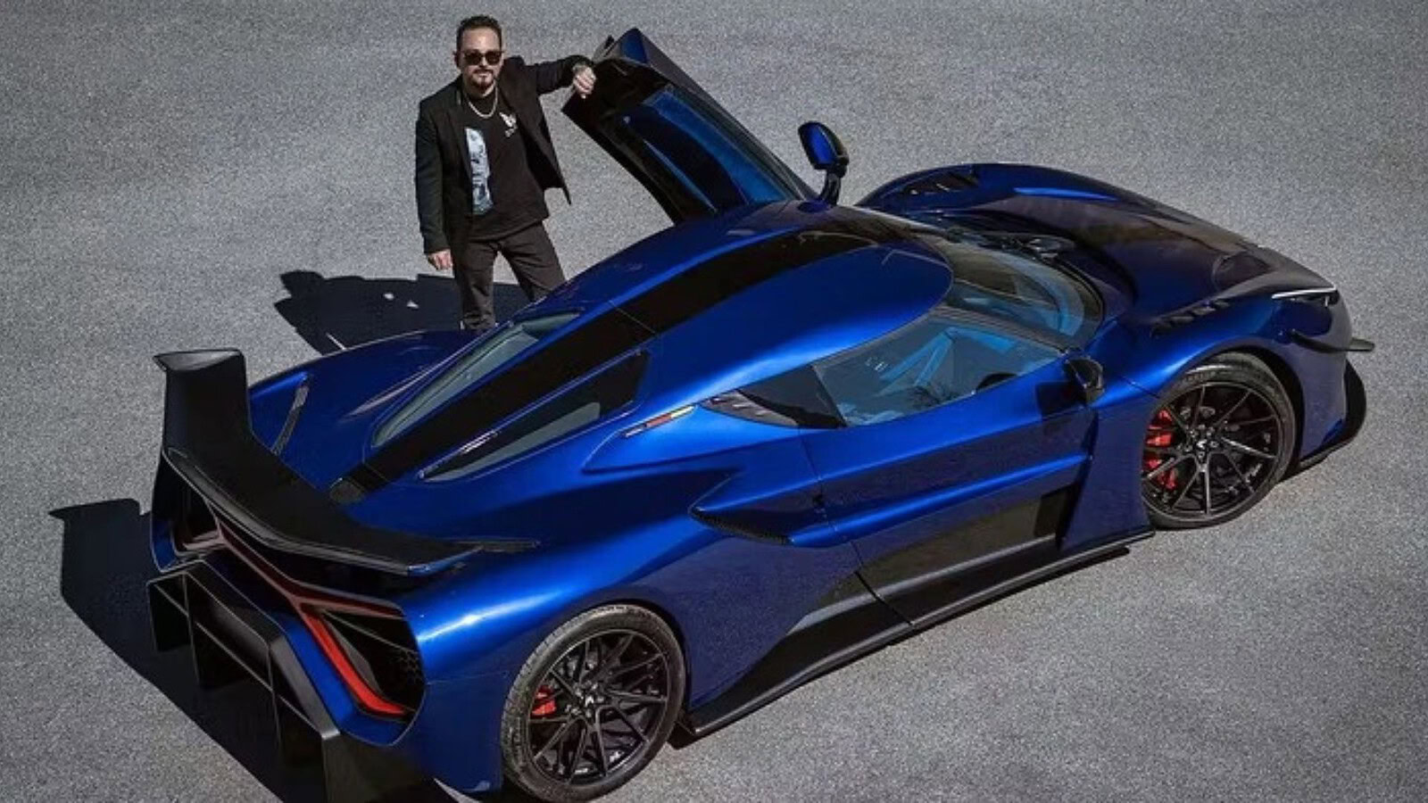 Elektron Quasar, l'hypercar elettrica da 2.413 CV e 450 km/h