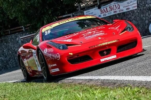 Ferrari 458 Challenge Evo sparita dal paddock: furto da 200mila euro