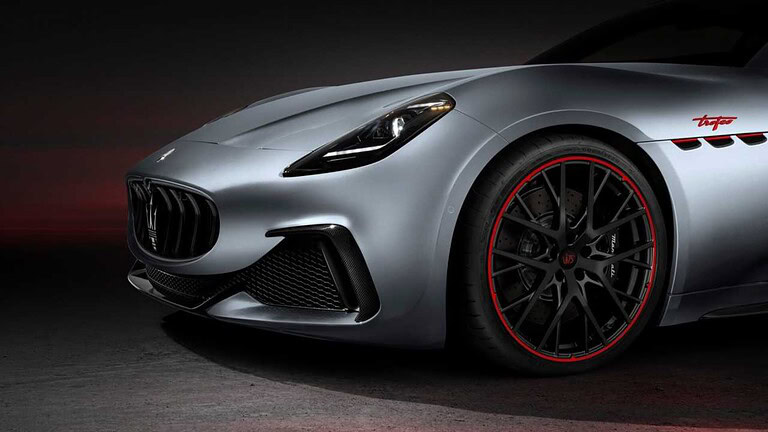 Maserati, torna una berlina: l'erede della Quattroporte nei programmi