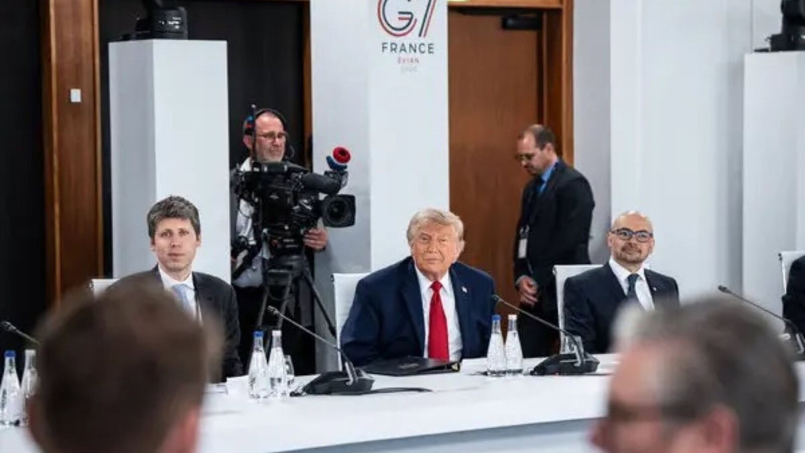 G7: i leader al tavolo con i grandi dell'AI, ci sono Altman, Amodei e Hassabis