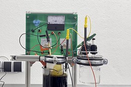 Batteria al matcha: youtuber costruisce una cella a flusso in casa