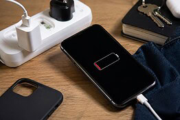 Batteria dello smartphone: le abitudini quotidiane che la rovinano