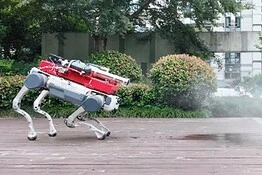 DEEP Robotics, ecco il cane robot antincendio che spegne le fiamme