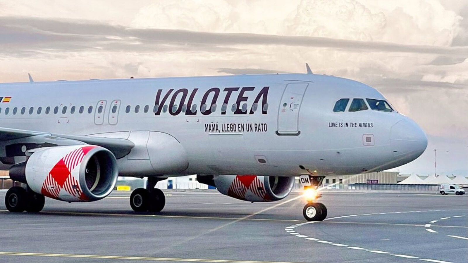 Volotea sotto indagine AGCM: il biglietto aereo cambia prezzo col petrolio