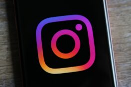 Android 17 e Instagram: foto migliori grazie all’accordo con Meta