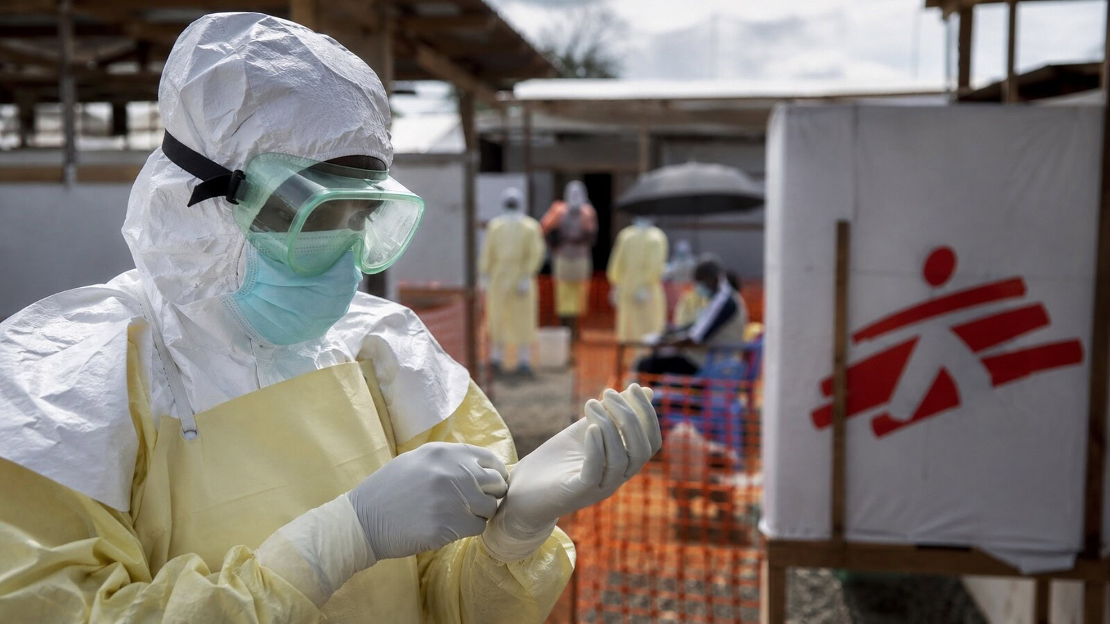 Ebola in Congo, oltre 1.000 casi e 233 morti: scatta l'allarme