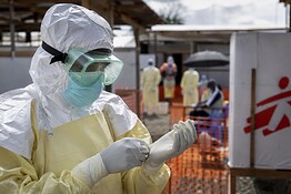 Ebola in Congo, oltre 1.000 casi e 233 morti: scatta l’allarme