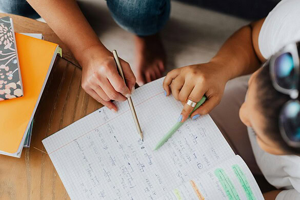 Garante Privacy multa una scuola: orari e dati dei docenti online a tutti