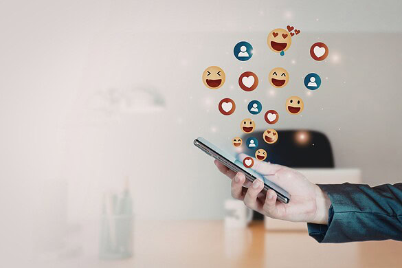 Influencer AI nelle pubblicità: i brand nascondono volti che non esistono