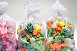 Frutta e verdura surgelate: la scienza svela se valgono quanto le fresche