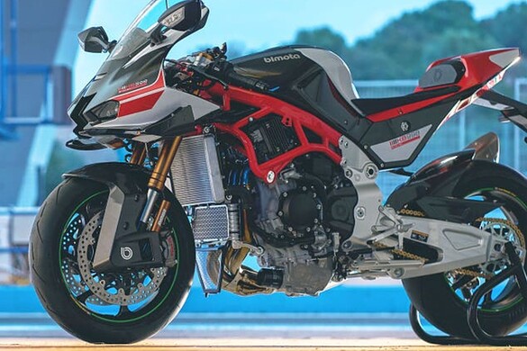 Bimota KB998 Rimini ora omologata Euro 5+: arriva la versione stradale