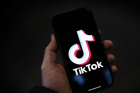 TikTok: oltre la metà dei video mostrati ai nuovi utenti sarebbe generata dall’IA
