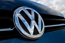 Volkswagen cede il 51% di Everllence a Bain Capital per 7,4 miliardi