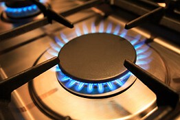 Importazioni gas UE 2026, prezzi in calo e volumi in crescita: i dati Eurostat