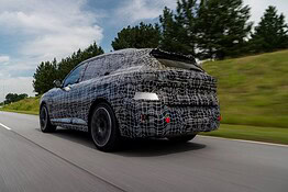 Nuova BMW X5 elettrica è in arrivo: avrà una batteria da 144 kWh