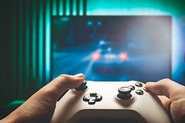 Mercato videogiochi 2025: ricavi record oltre 200 miliardi ma licenziamenti a raffica