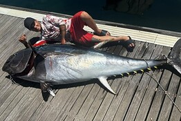 Tonno rosso da 168 chili pescato in Sardegna: cattura record dopo 3 ore