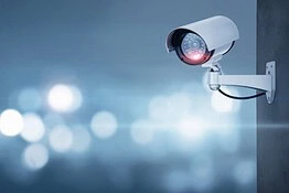 Telecamere comunali, il Garante vieta i video per multe e incidenti