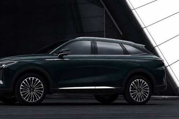 Omoda 9 Aurora Edition: il SUV ibrido in serie limitata a 1.000 unità