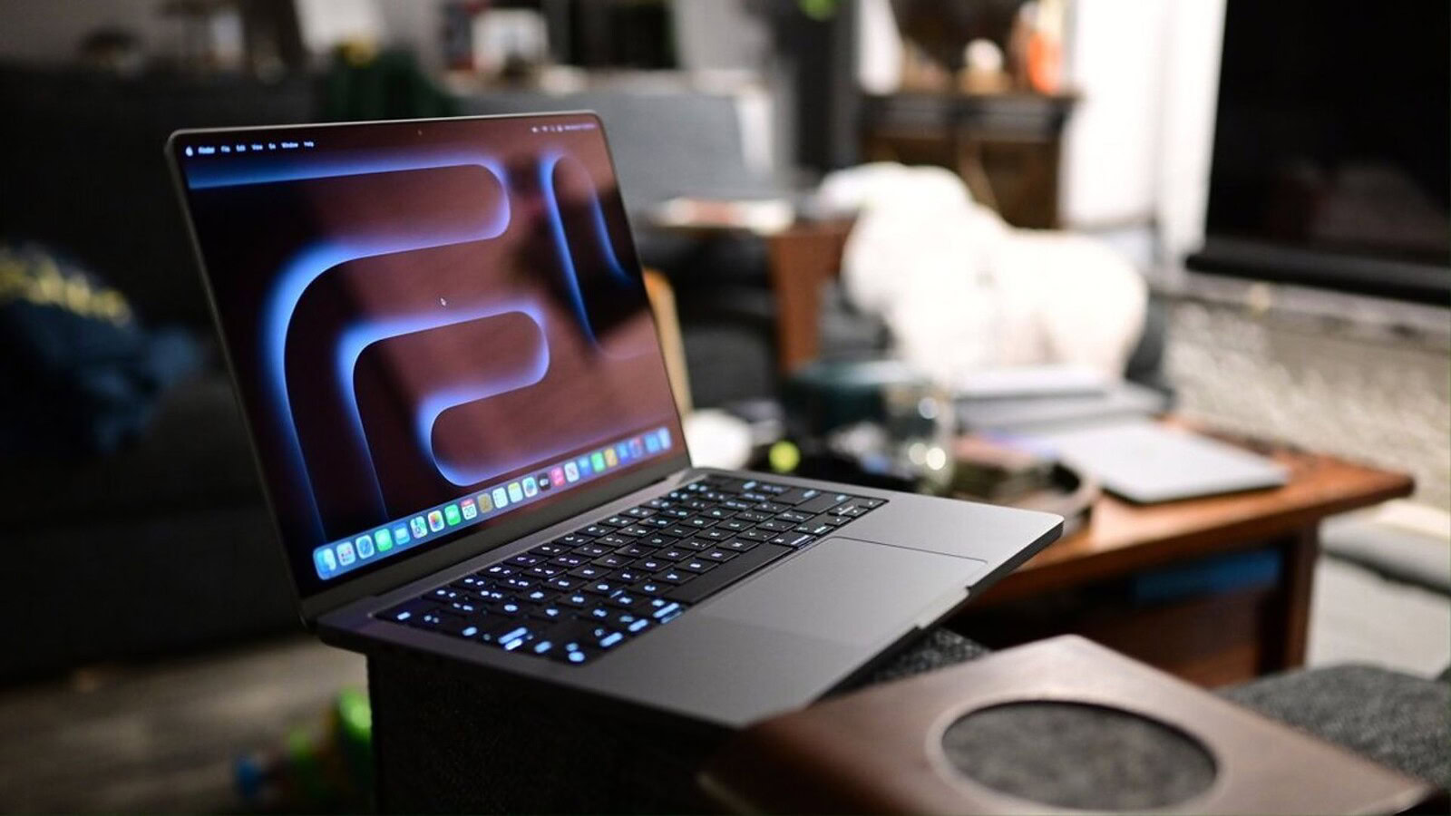MacBook Pro e iPad Pro, Apple prepara display OLED con colori più puri