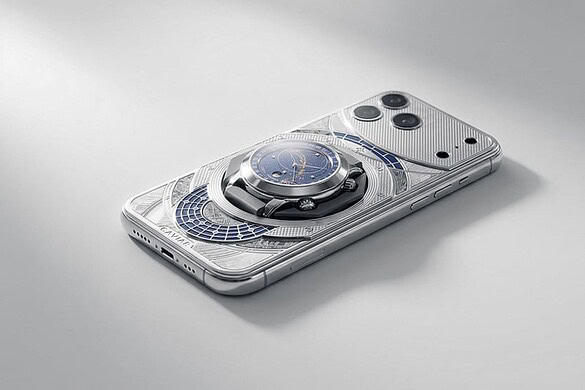 iPhone 17 Pro Max, Caviar lo trasforma in uno scrigno per orologi