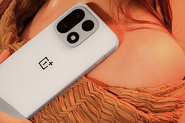 OnePlus 16, display da record con 185 Hz e cornici da 1 mm