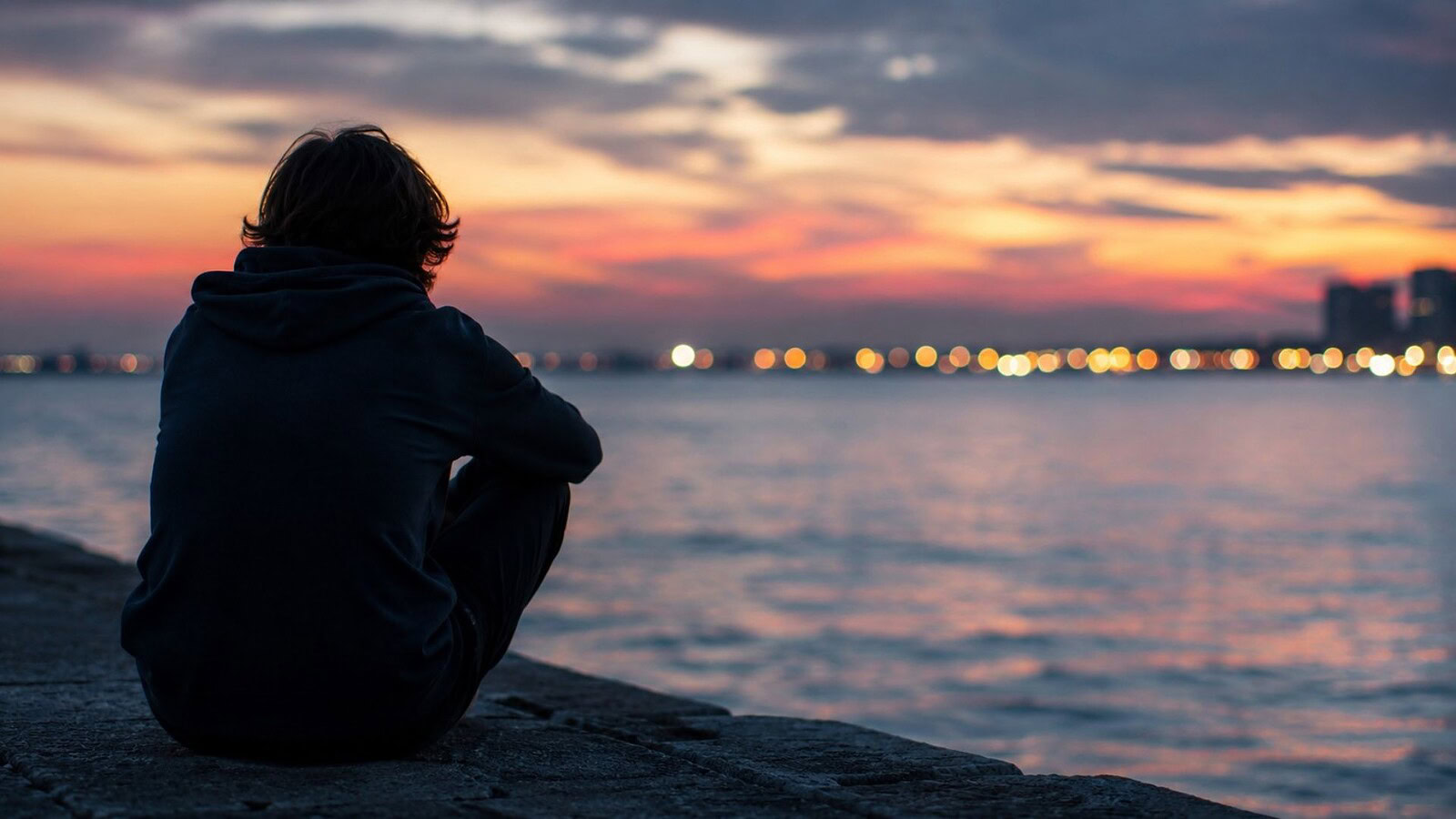 Solitudine, un bisogno biologico come fame e sete secondo le neuroscienze