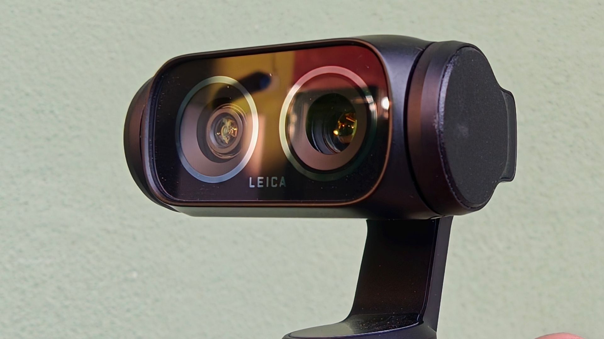 Insta360 Luna Ultra: la nuova pocket camera con gimbal incorporato | RECENSIONE