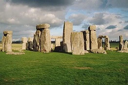 Stonehenge, svelato il mistero: com’è stata mossa la pietra da 6 tonnellate
