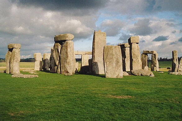 Stonehenge, svelato il mistero: com’è stata mossa la pietra da 6 tonnellate