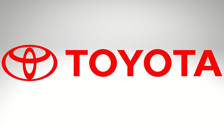 Toyota cambia rotta