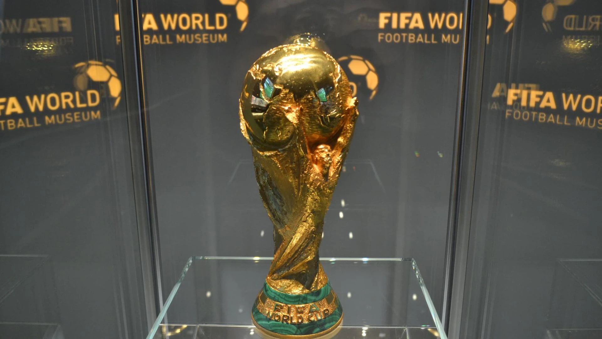Mondiali 2026, attenzione alle truffe online