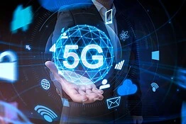 Decennio digitale, l’Italia supera l’Europa su 5G e fibra ma arranca sull’IA