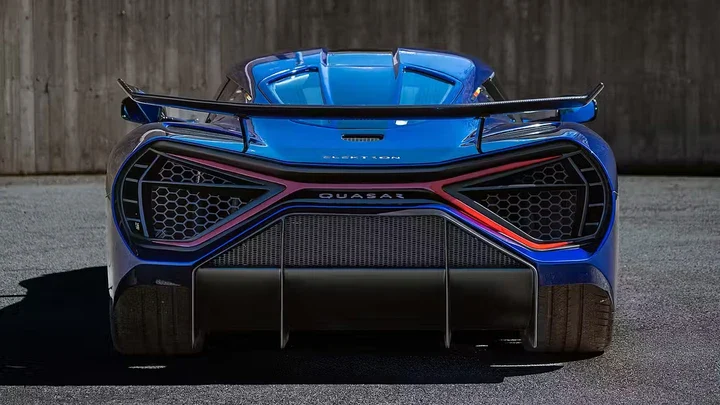 Elektron Quasar, l'hypercar elettrica da 2.413 CV e 450 km/h