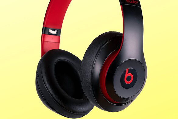 Beats Studio Buds, una falla trasformava gli auricolari in un microfono spia
