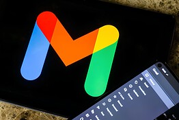 Gmail, le sintesi AI ora disponibili per tutti: come disattivarle
