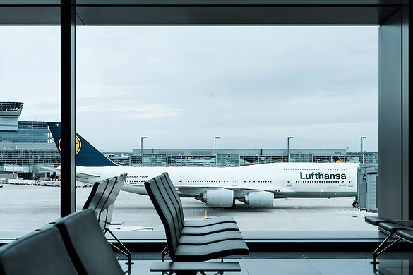AirTag, da bandito a alleato: Lufthansa ora li usa per i bagagli