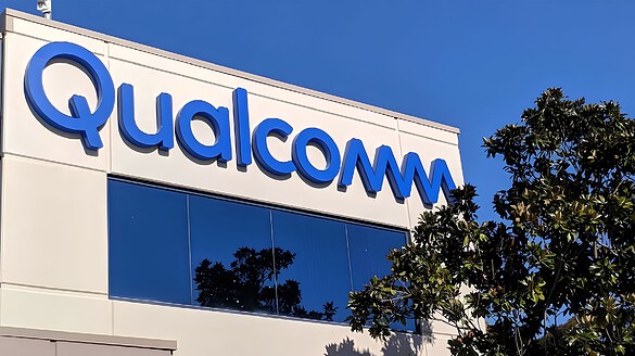 Amazon AWS punta sui chip Qualcomm AI200 per tagliare i costi dell’AI