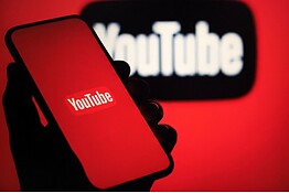 YouTube patteggia nel caso pilota sui danni ai minori dopo i 6 milioni