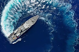 Cavi sottomarini, la Spagna li difende con navi cacciamine e robot sub