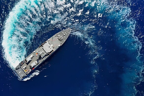Cavi sottomarini, la Spagna li difende con navi cacciamine e robot sub