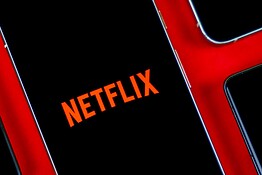 Netflix stringe sugli account condivisi: ora serve un’email per profilo