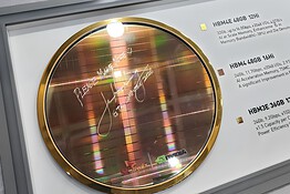 SK Hynix HBM4E, sfida a Samsung per le memorie AI: fino a 16 Gbps
