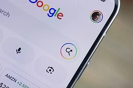 Google AI Mode arriva nella barra degli strumenti di Chrome