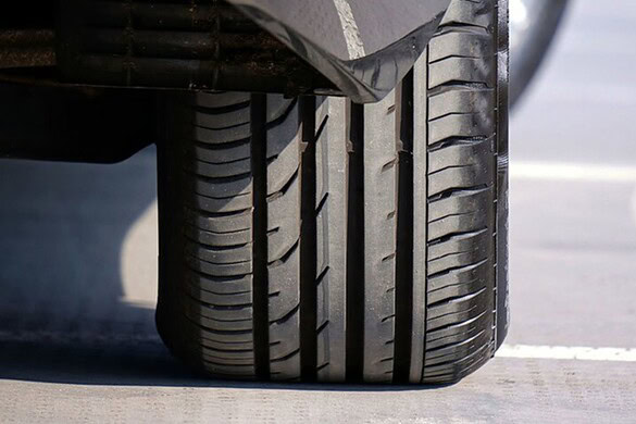 Gomme nuove, dove montarle: l’errore che fa quasi ogni automobilista