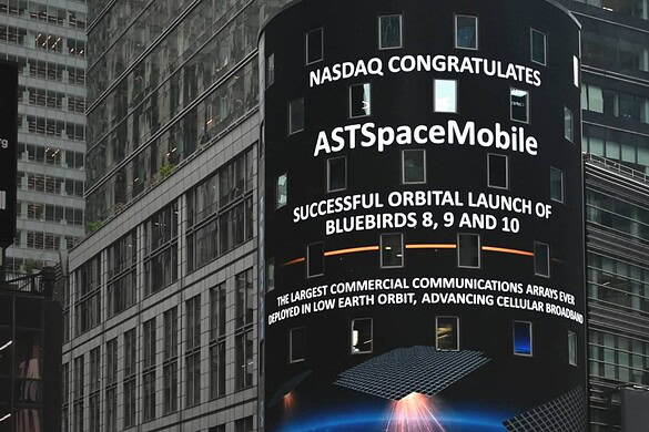 AST SpaceMobile sfida Starlink: banda larga sugli smartphone dallo spazio