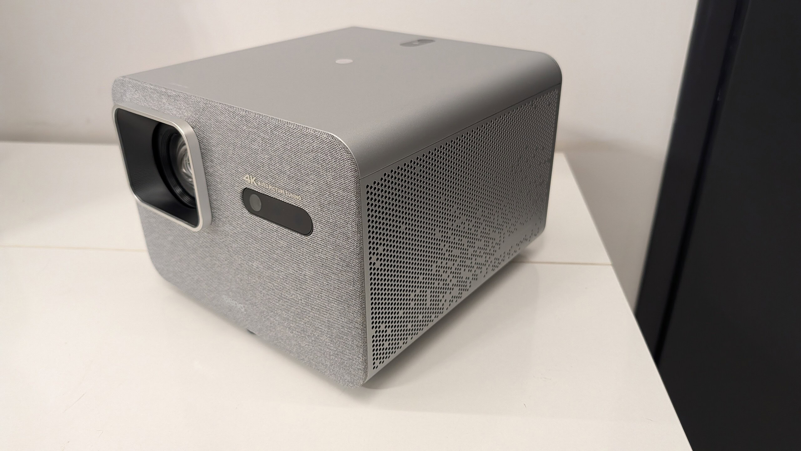 BenQ TK705i - design BenQ TK705i - design