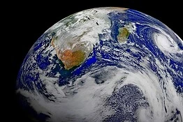 Scoperta una nuova linea di simmetria della Terra: cosa rivela sul clima