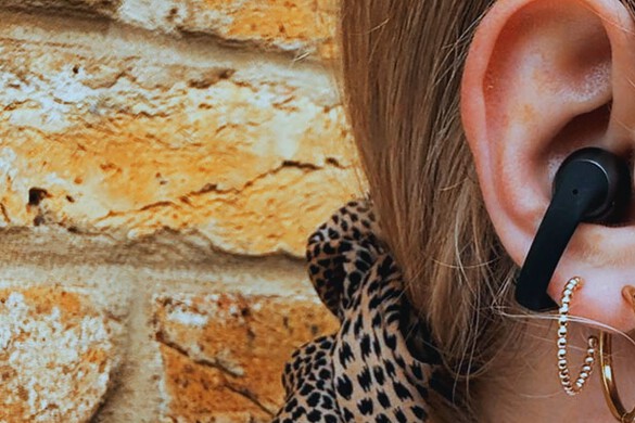 Shokz OpenDots 2 e OpenDots Air: gli auricolari open che liberano l’orecchio