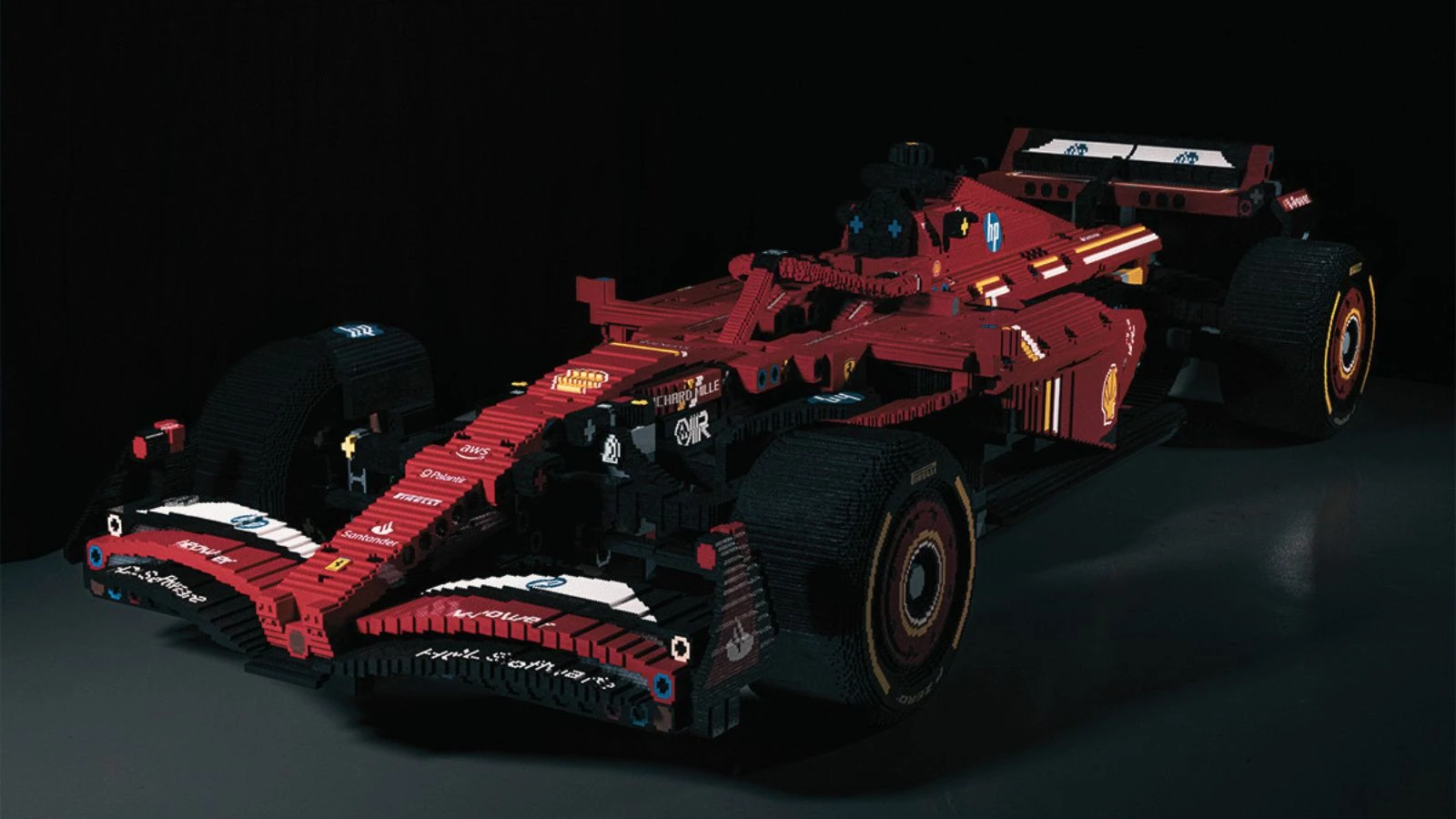 LEGO Formula 1, i nuovi set celebrano McLaren e il casco di Norris
